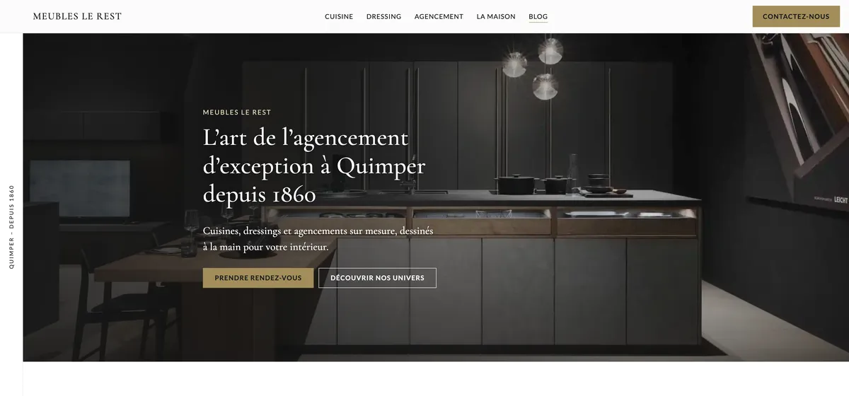 Page d'accueil du site Meubles Le Rest, exemple de site internet pour un fabricant de cuisines et dressings sur mesure à Quimper